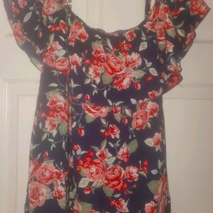 Cold shoulder flower blouse